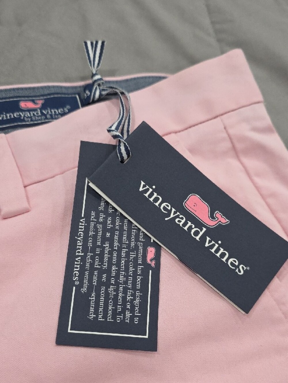 Vineyard Vines Men's Light Pink Flat Front Chino Shorts - Picture 3 of 6